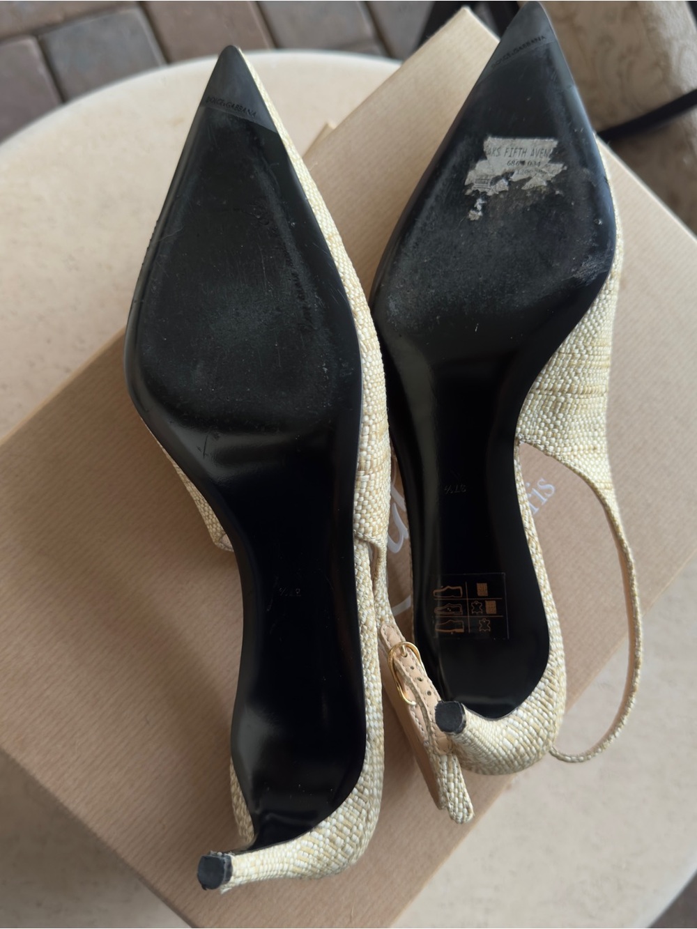 Dolce & Gabbana Textured Beige Heels with Gold Logo - Picture 6 of 7
